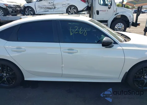 2025 Honda Civic Hybrid Sport/Sport Touring z USA, uszkodzony, nr VIN 2HGFE4F83SH318727